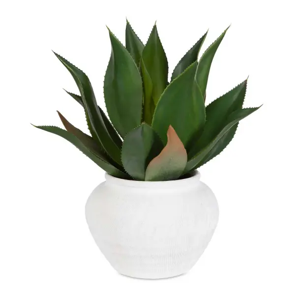 A lifelike agave paired with an off-white etched-texture vase, this centerpiece adds sculptural, organic interest to entryways and living spaces.