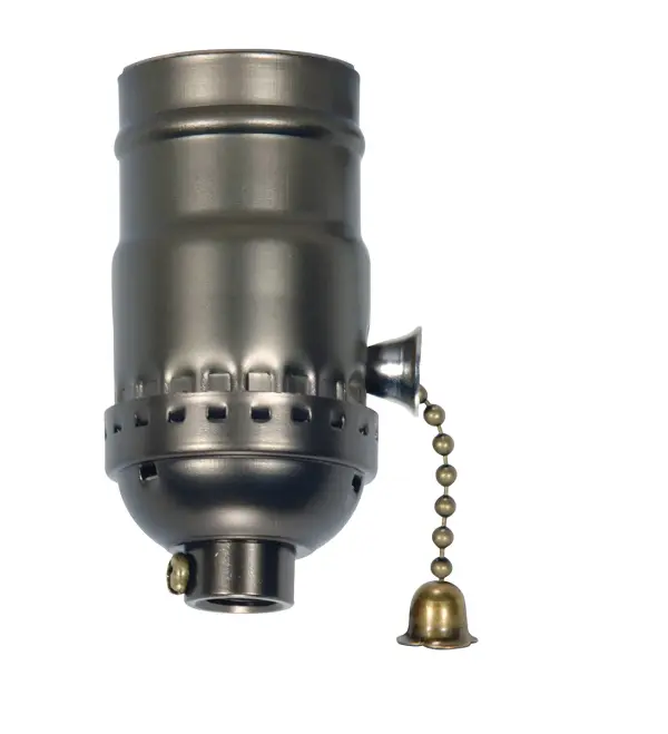 On-Off Pull Chain Socket - 1/8 IPS - Aluminum - Antique Brass Finish - 660W - 250V