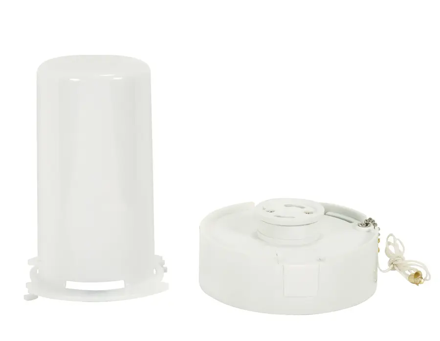 GU24 Fluorescent Pull Chain Receptacle & Lens (2-Piece Set) for Self Ballasted Lamps - 15W Maximum - Image 2