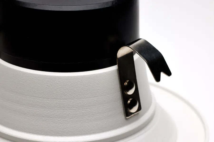 10.5 Watt - LED Retrofit Downlight - 4 Inch Round - Starfish IOT - RGB & Tunable White - 120 Volt - 90 CRI - White Finish - Image 5