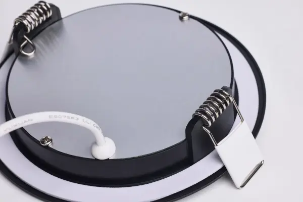 8 Watt LED Direct Wire Performer Series Downlight - Remote Driver - 4 Inch - 27K/3K/35K/4K/5K CCT Selectable - Round - Flat Face - Black Finish - Image 8