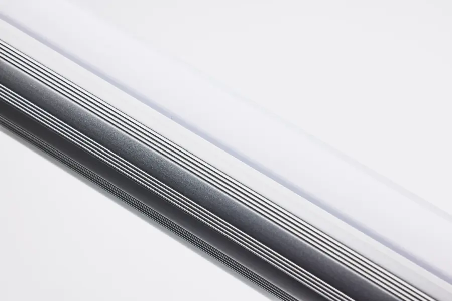 17 Watt 48 Inch T8 LED - 35K/40K/50K CCT Selectable - Ballast Bypass with Battery Backup - G13 Base - 120-277 Volt - Image 6