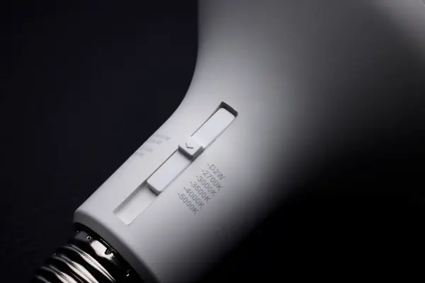 8.5 Watt BR30 LED - 27K/30K/35K/40K/50K CCT Selectable - Dim to Warm - White Finish - 120 Volt - Image 10