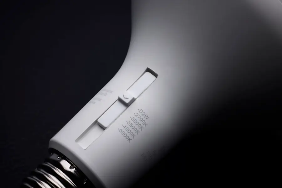 8.5 Watt BR30 LED - 27K/30K/35K/40K/50K CCT Selectable - Dim to Warm - White Finish - 120 Volt - Image 10