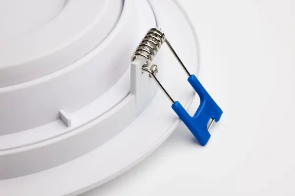 14 Watt - 6" - Directional Low-Profile Downlight - CCT Selectable - 120 Volt - White Finish - Image 7