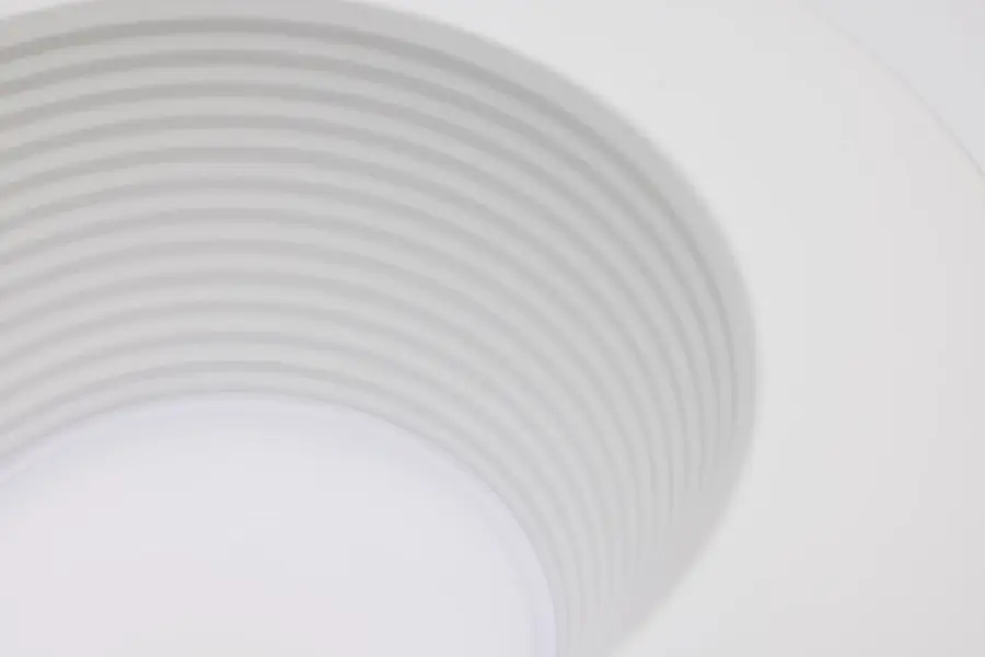 Field Selectable LED Downlight Retrofit - Deep Baffle - 8/10.5/13.5 Watts - 27K/30K/35K/40K/50K CCT - 5-6 Inch - Round Shape - White Finish - 120 Volts - Image 7