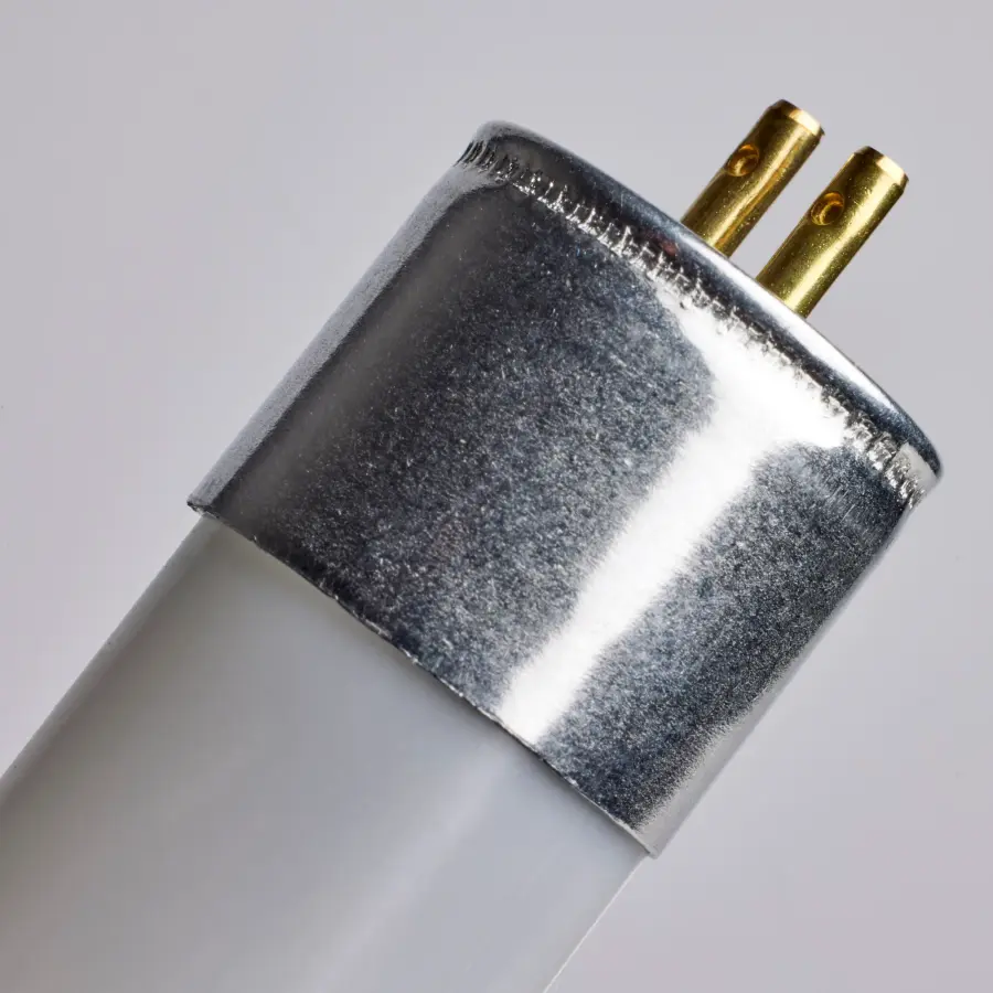 7 Watt T5 LED - Miniature bi-pin base - 3000K - 50000 Average rated hours - 700 Lumens - 120-277 Volt - Type B - Ballast Bypass - Double Ended Wiring - Image 4