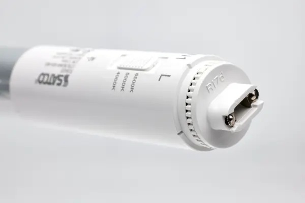 9 Watt T8 LED - CCT Selectable - 120-277 Volt - Single or Double Ended - Type B Ballast Bypass - Image 5