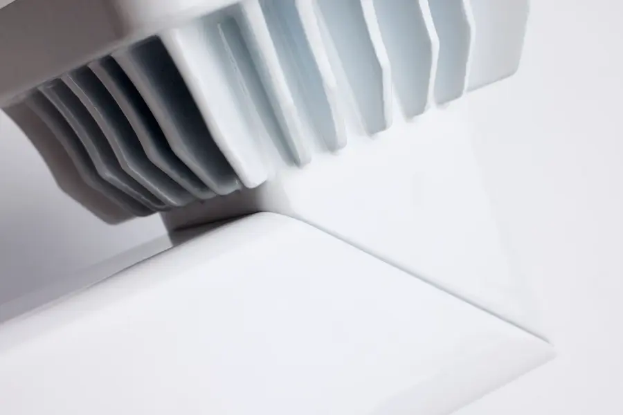 9 Watt PL 2-Pin LED - 1100 Lumens - G24d Base - CCT Selectable - White Finish - 120-277 Volts - Image 5