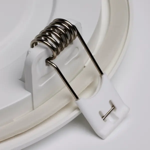 11.6 watt LED Direct Wire Downlight - Edge-lit - 5-6 inch - 5000K - 120 volt - Dimmable - Image 4
