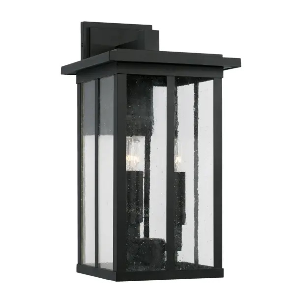Classic Outdoor Lantern with Timeless Black Finish