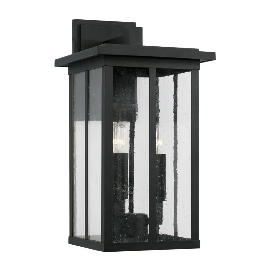 Classic Outdoor Lantern with Timeless Black Finish