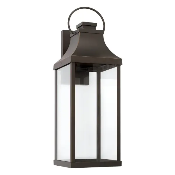 Classic Outdoor Lantern with Timeless Bronze Finish