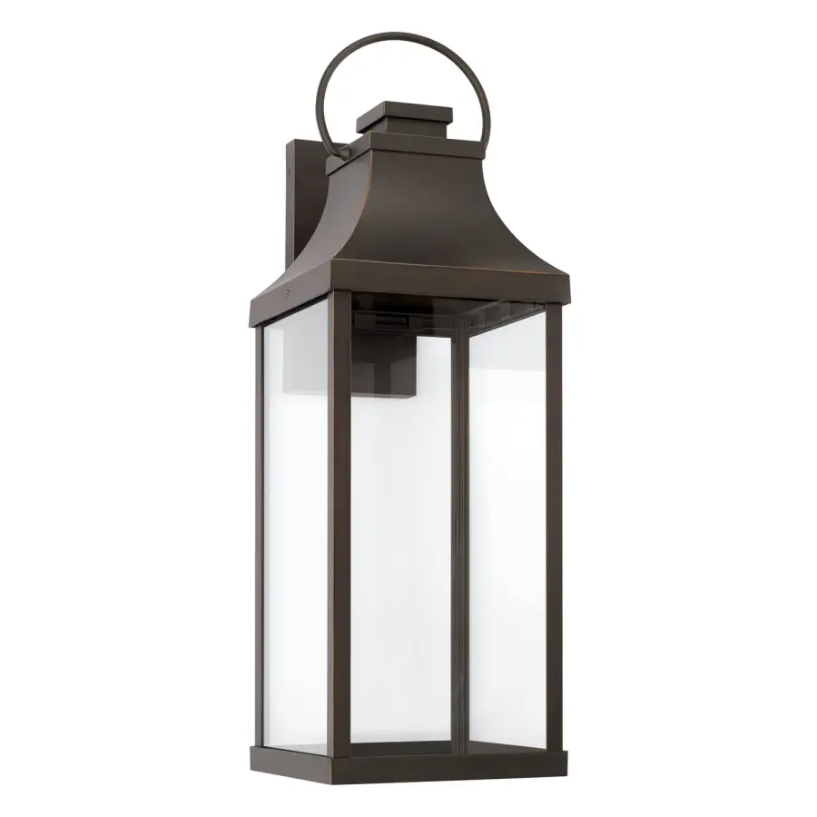 Classic Outdoor Lantern with Timeless Bronze Finish