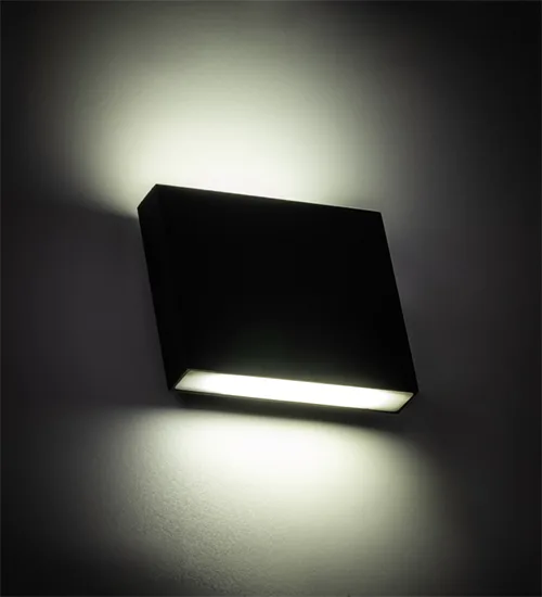 5" Wide Danner Wall Sconce
