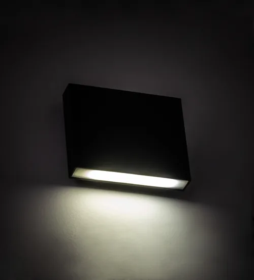 5" Wide Danner Wall Sconce