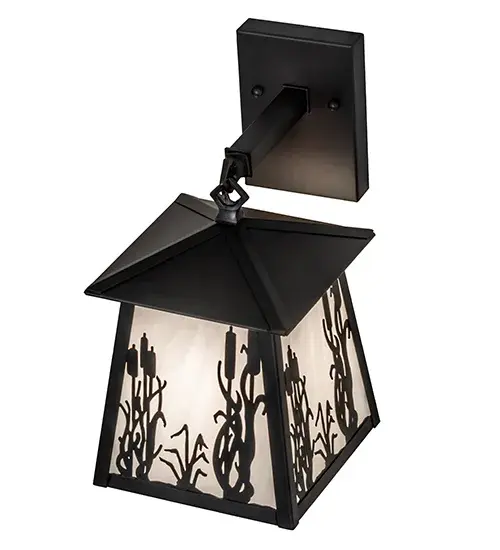 7" Wide Reeds & Cattails Hanging Wall Sconce - Image 4