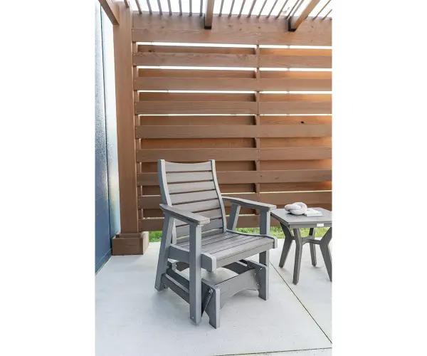 Dimensions: 25½"W x 25½"D x 30⅓"H Features: • Poly furniture is made of high-density polyethylene (HDPE) that will never need to be painted or stained • It will not rot or splinter • Poly furniture also contains added UV protection to resist fading Item Codes: BSG2626 - alternate view