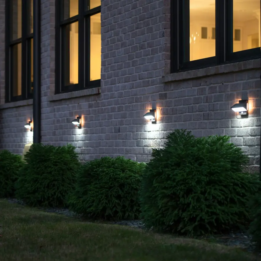 Architectural Solar Wall Accent Light with Motion Sensor - Image 5