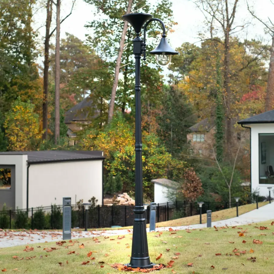 Everest Solar Lamp Post with LED Light Bulb - Image 6