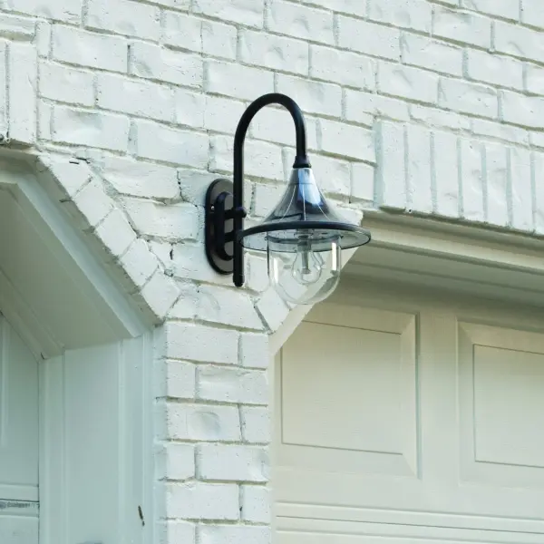 Plaza Solar Wall Light - Image 3