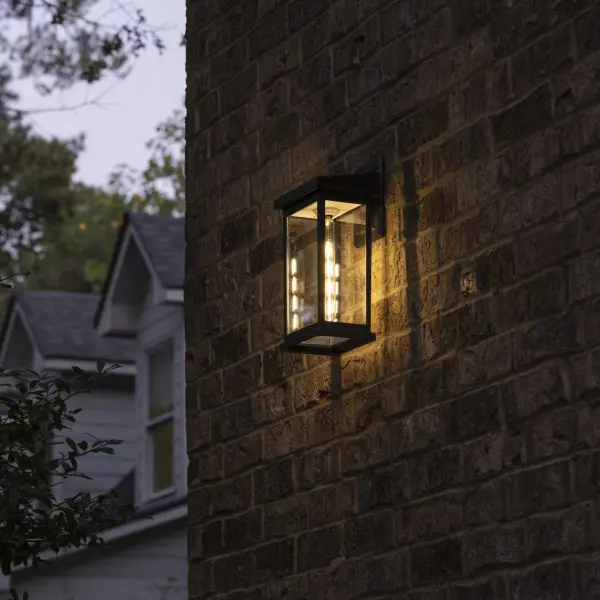Eco-Friendly Solar Wall Light with Vintage Edison-Style Charm - Image 6