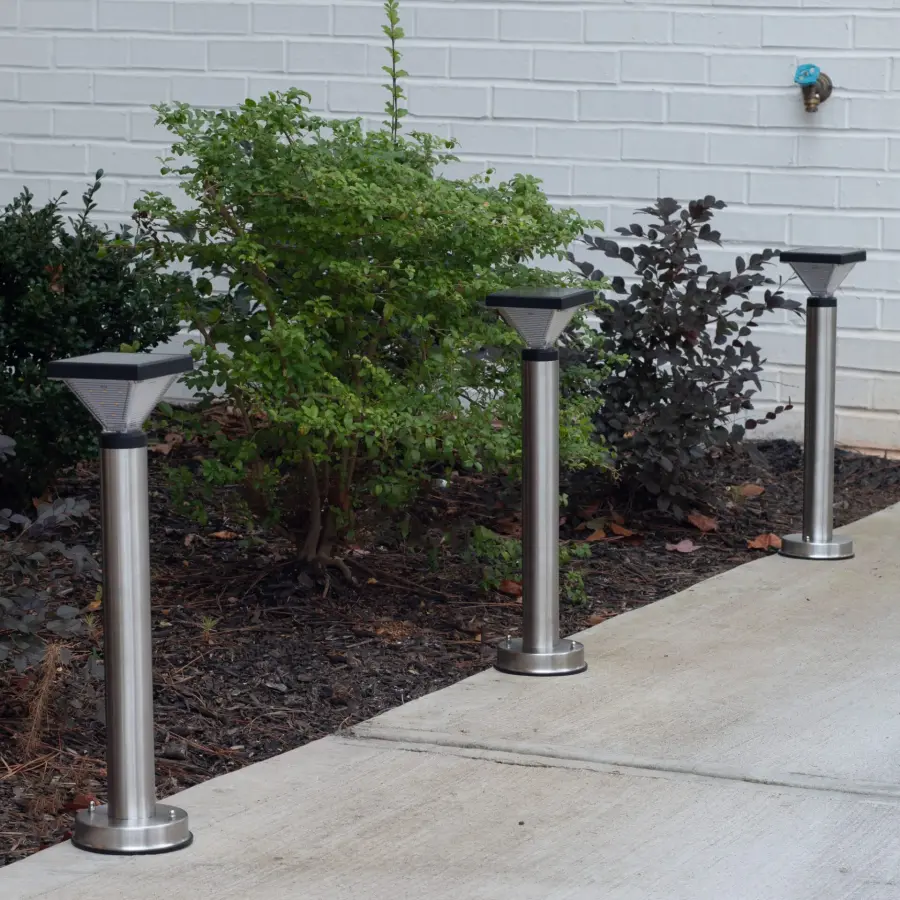 Luxor Stainless Steel Bollard Solar Pathway Light - Image 6