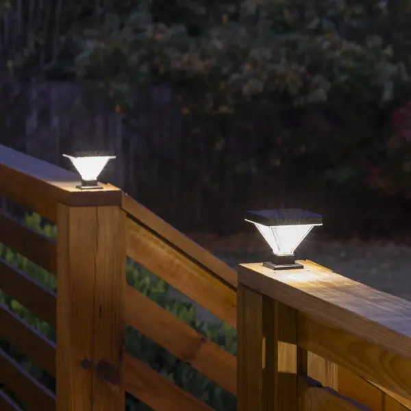 Luxor Solar Post Cap Light - 2 Pack - Image 4