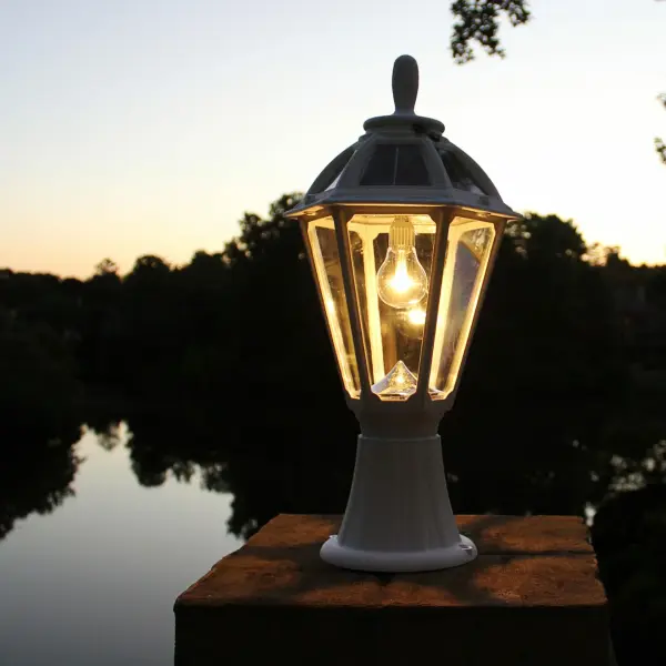 Polaris Outdoor Solar Light with LED Bulb - Image 3