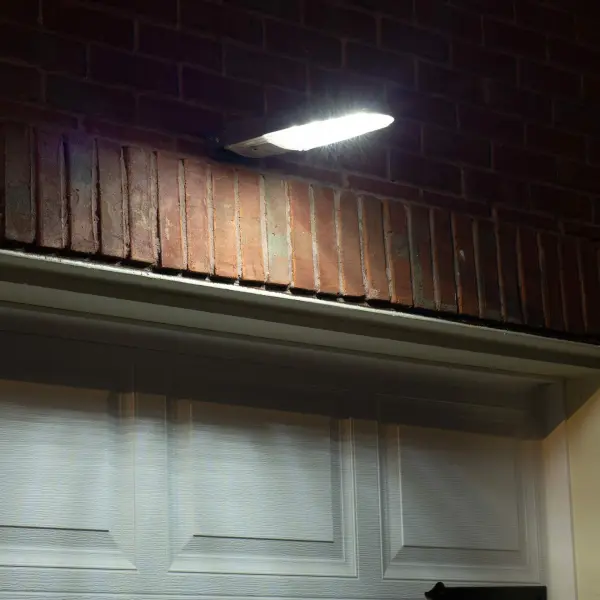 Gama Sonic Solar Yard Light with Motion Sensor - Image 3