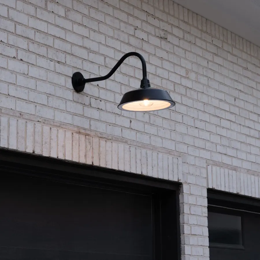 Cottage Solar Barn Wall Light - Image 3
