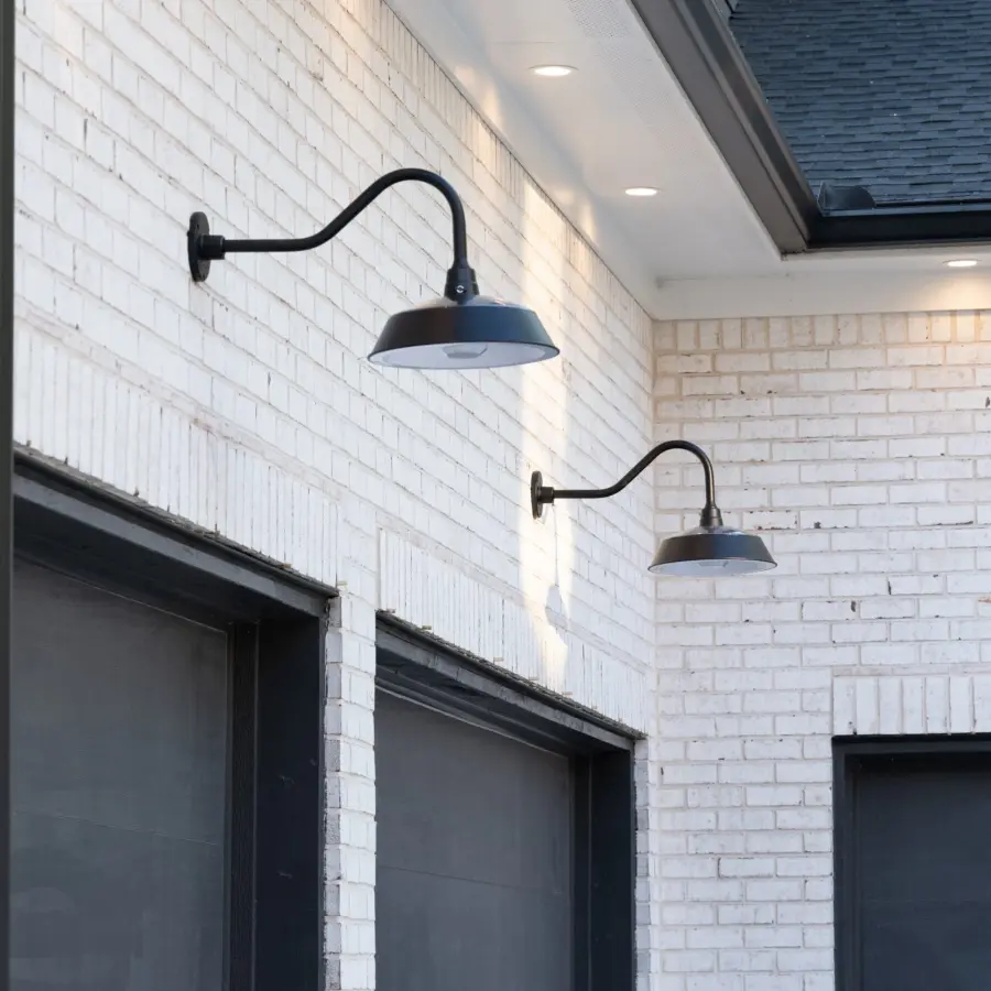 Cottage Solar Barn Wall Light - Image 6