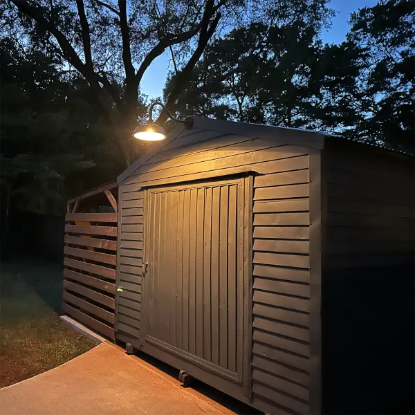 Cottage Solar Barn Wall Light - Image 9