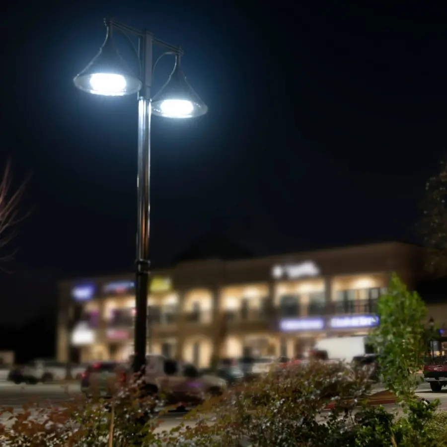Denali Commercial Solar LED Post Light with Morph Technology - Image 3