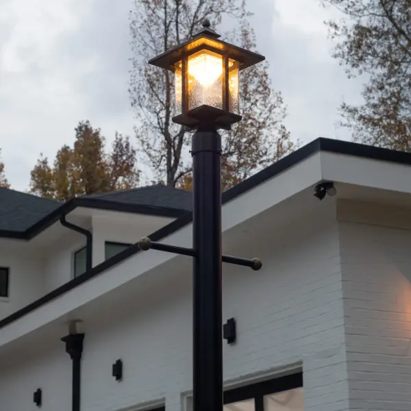 Casita Solar Post Light with Beveled Glass - Image 5