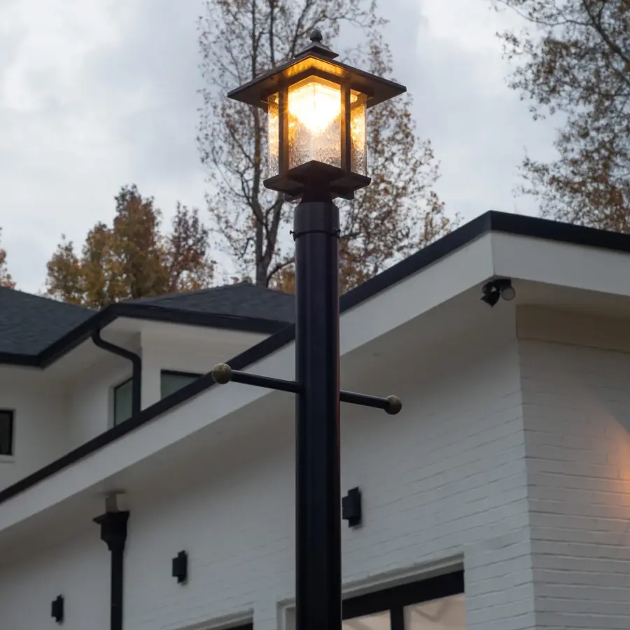 Casita Solar Post Light with Beveled Glass - Image 5