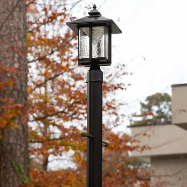 Casita Solar Post Light with Beveled Glass - Image 6