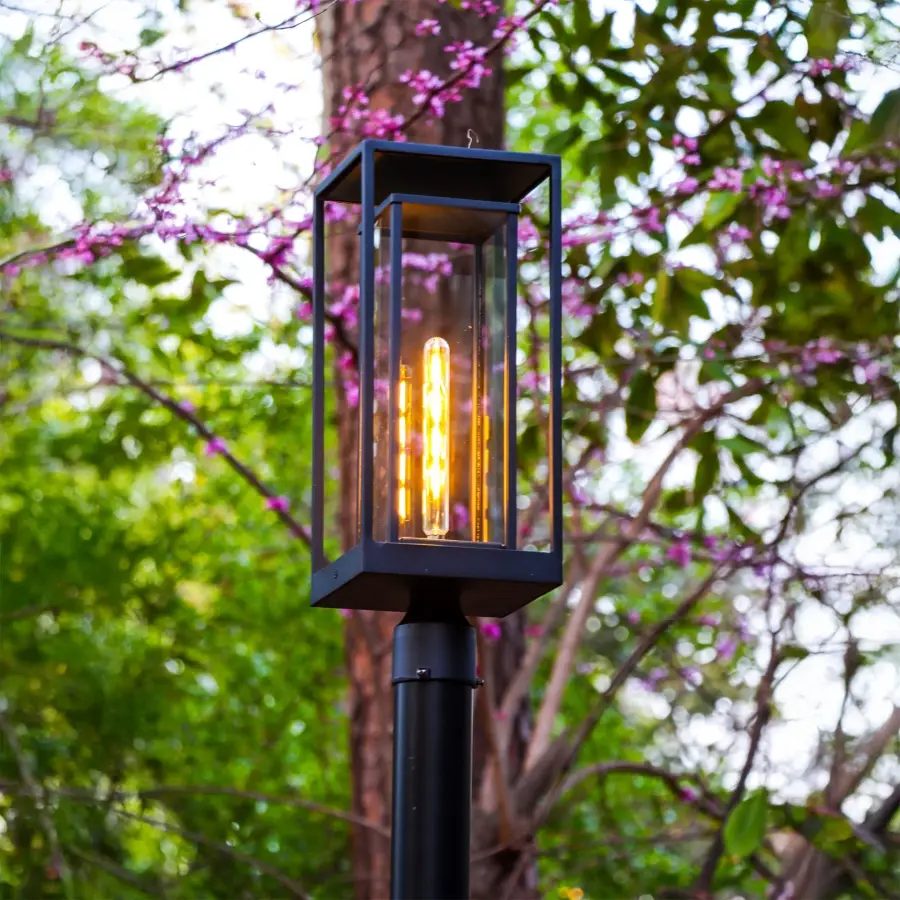 NovaEdge Solar Post Light with Edison-Style LED - Image 5