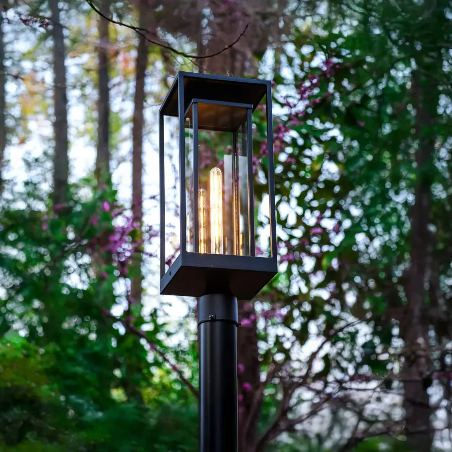 NovaEdge Solar Post Light with Edison-Style LED - Image 6