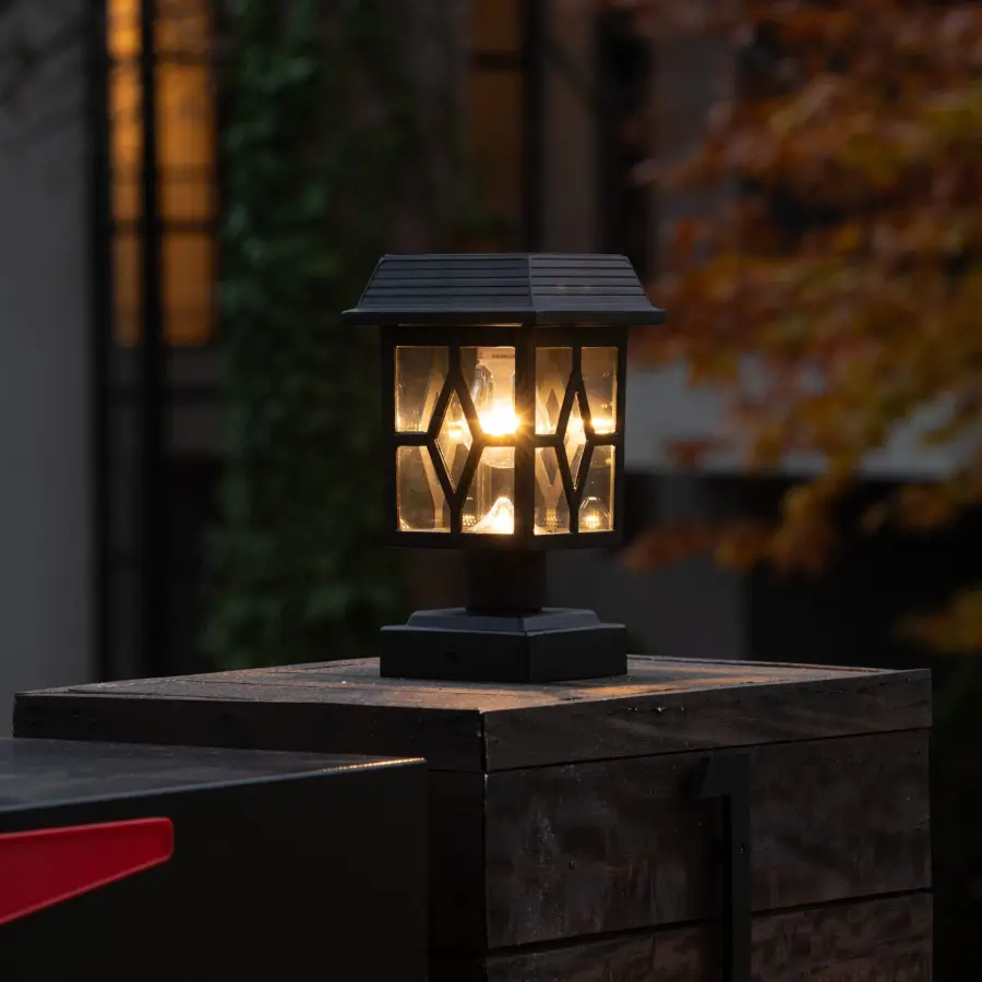 Luna II Solar Post Cap Light - Black 2-Pack - Image 3