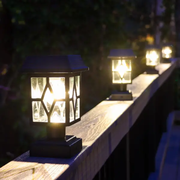 Luna II Solar Post Cap Light - Black 2-Pack - Image 9