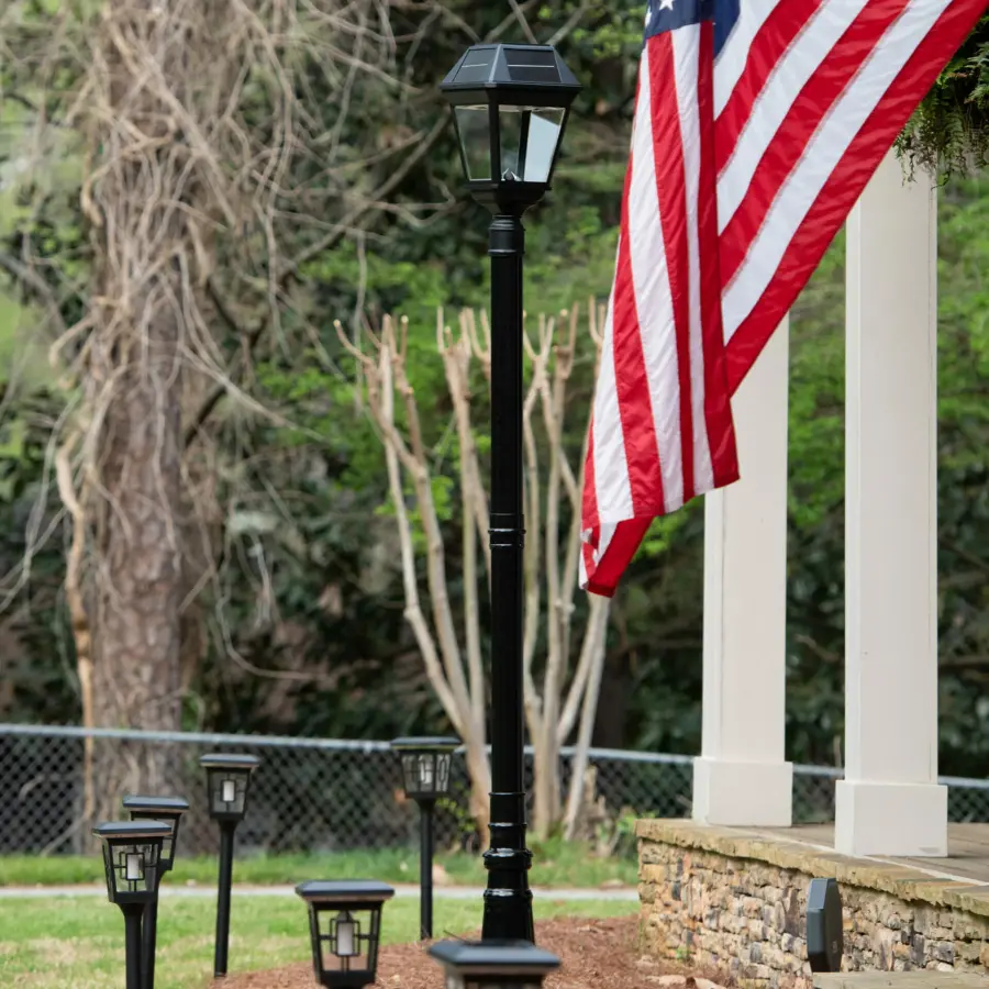 Imperial III Commercial Solar Post Light with Dual Color - Image 3