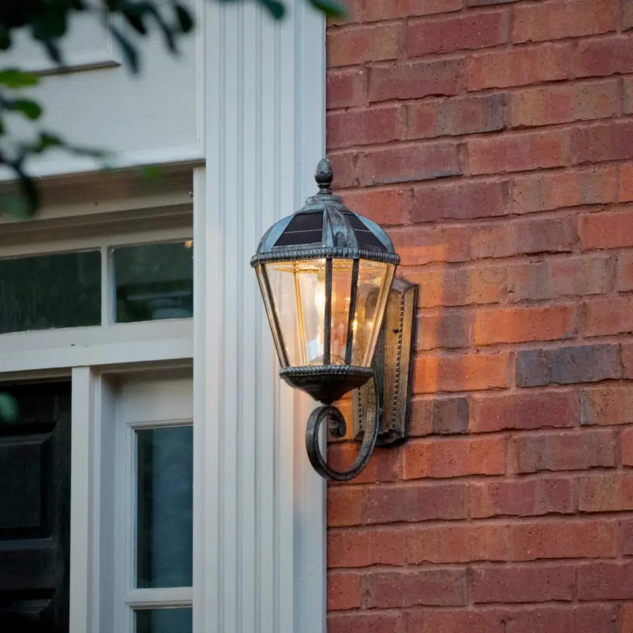Royal Bulb Solar Wall Light - Image 3