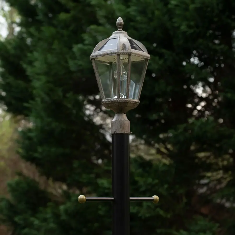 Royal Bulb Solar Post Light with GS Solar LED Bulb - Image 12