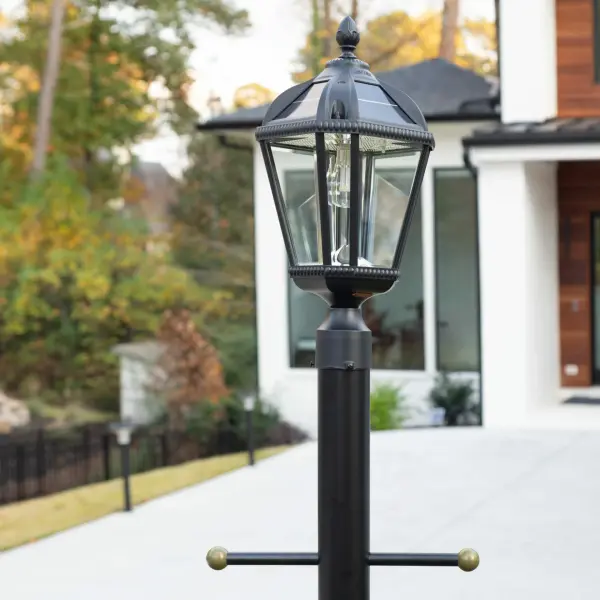 Royal Bulb Solar Post Light with GS Solar LED Bulb - Image 8