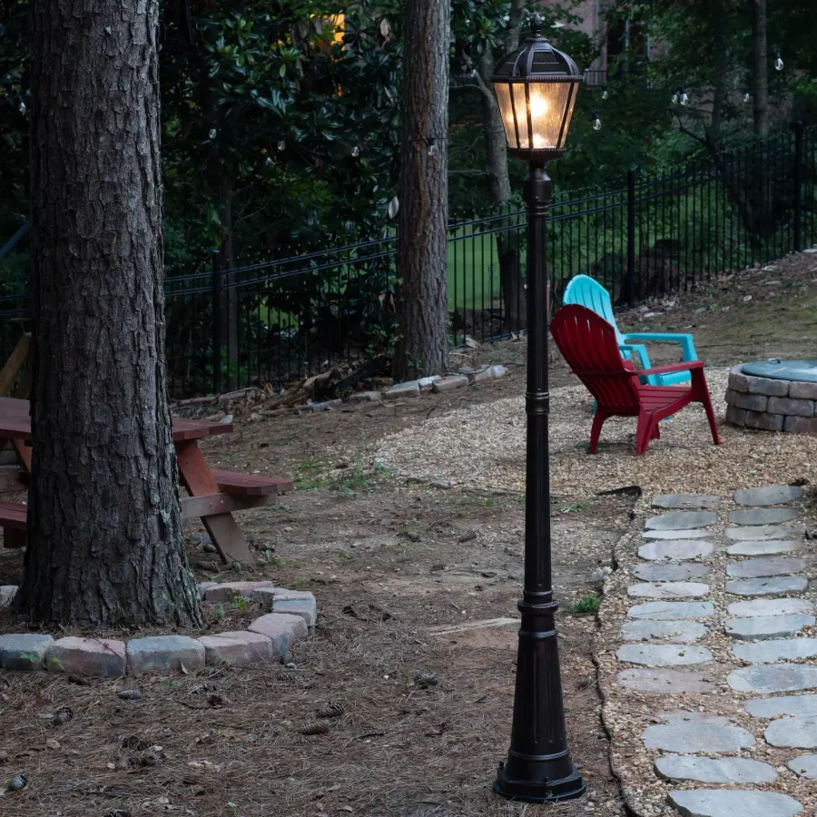 Royal Bulb Solar Lamp Post with Patented Solar Light Bulb - Image 3
