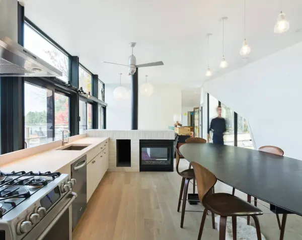 Energy-Efficient Modern Ceiling Fan with DC Motor Technology - Image 3