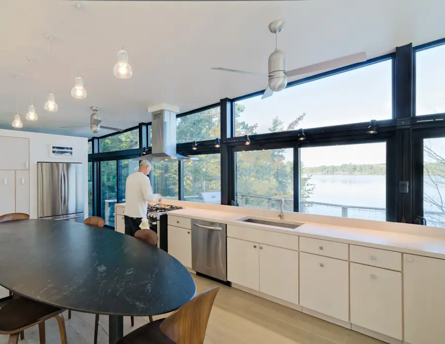 Energy-Efficient Modern Ceiling Fan with DC Motor Technology - Image 4