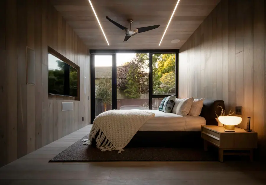 Energy-Efficient 56" DC Motor Fan with Modern Design - Image 1