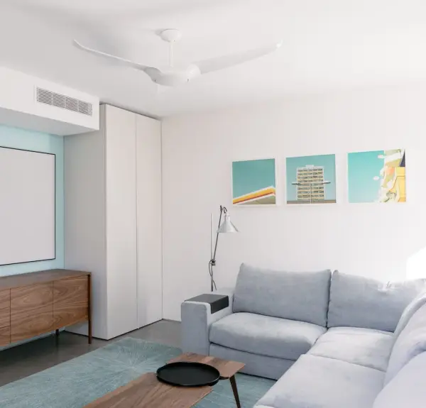 Energy-Efficient 56" DC Motor Fan with Modern Design - Image 4